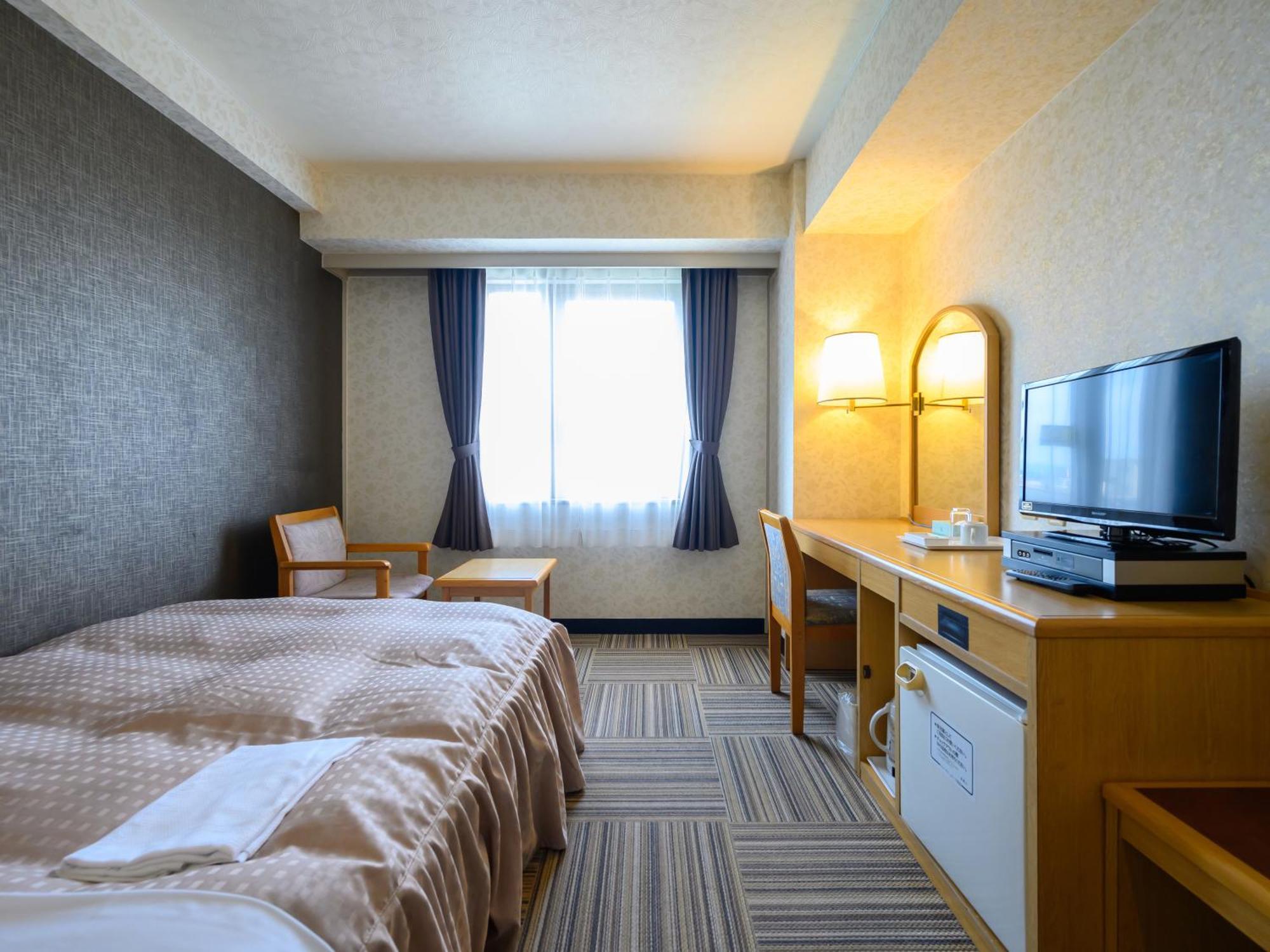 Hotel Green Park Suzuka Pokoj fotografie